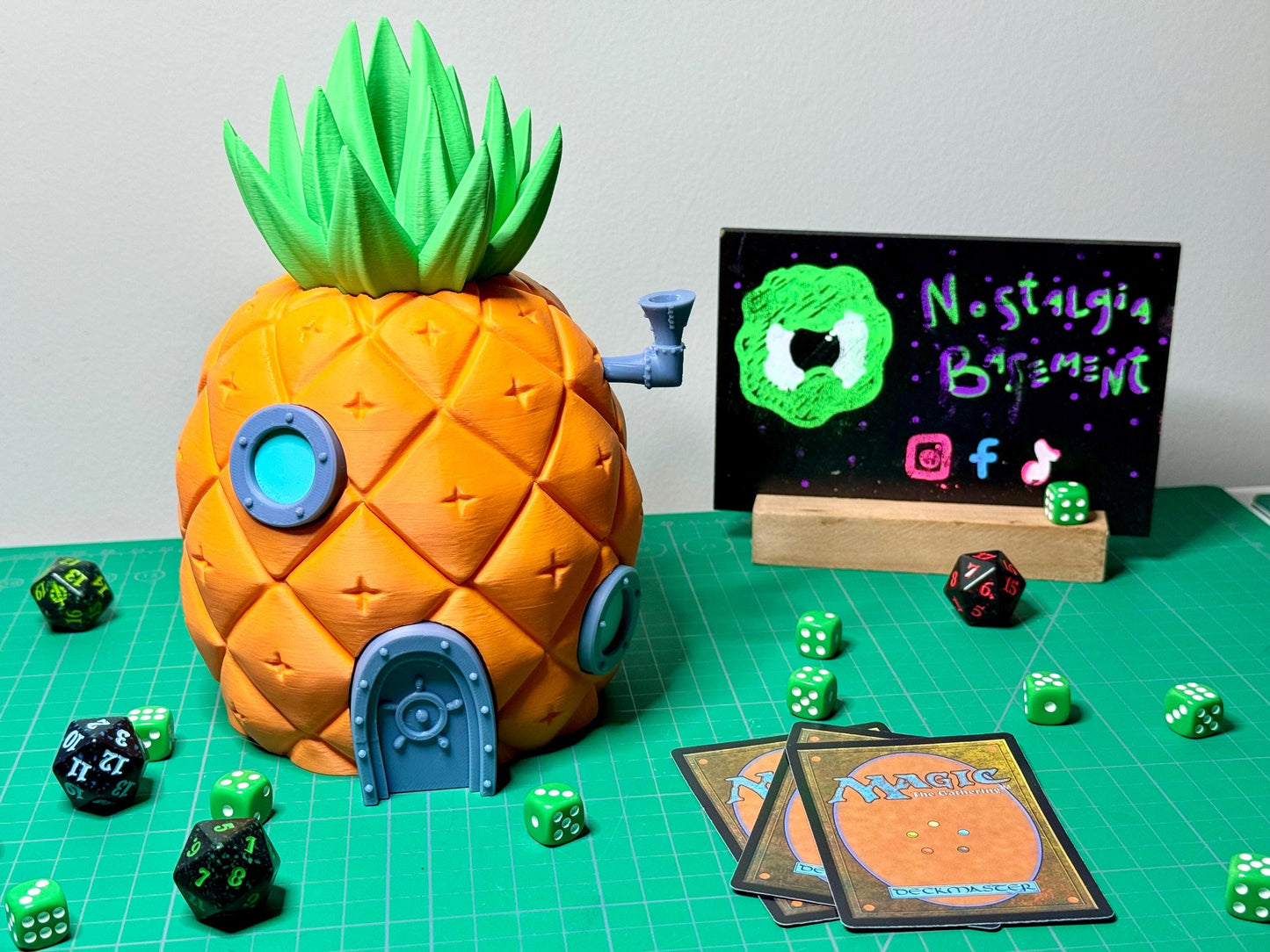 Spongebob Deck Box! Card Storage - Holiday Gift For Him / Her / Gamer